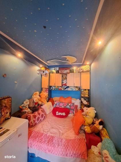 Apartament cu 4 camere în Tecuci