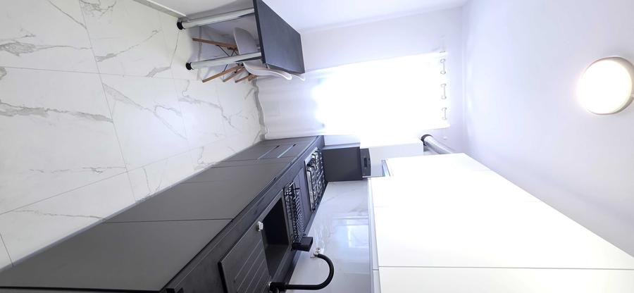 Casă cu 3 camere cu Teren 150 Mp în Central