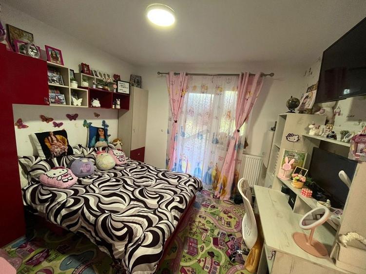 Apartament mobilat si utilat 3 camere - 1