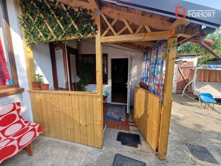 Casa individuala de vanzare cu 4 camere si teren de 800 mp - Recas - 19