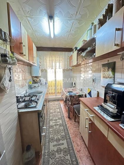 Apartament de vanzare 2 camere decomandat, zona Centrala Sacele Apartament de vanzare 2 camere decomandat, zona Centrala Sacele