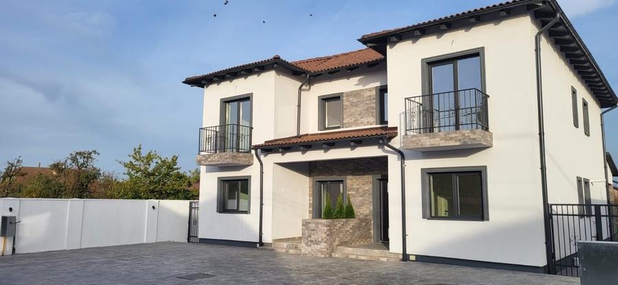 1\2 Duplex Utvin P+E,5 Camere,2 Bai,Toate Utilitatile - 1