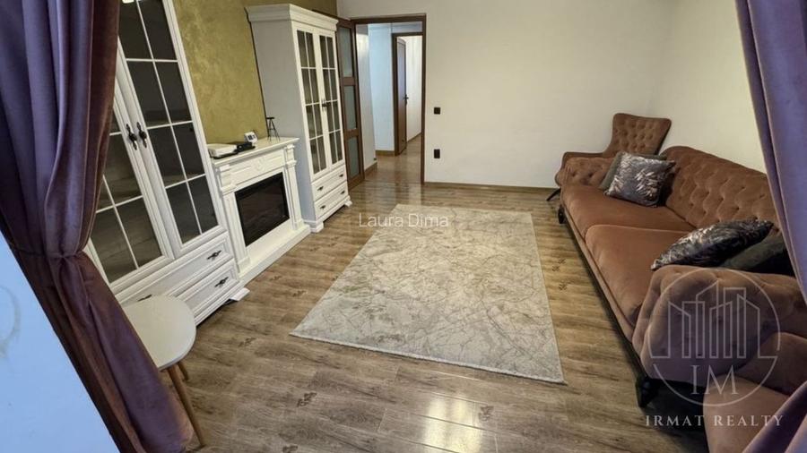 Apartament cu 3 camere de vanzare ,Zona Ultracentral