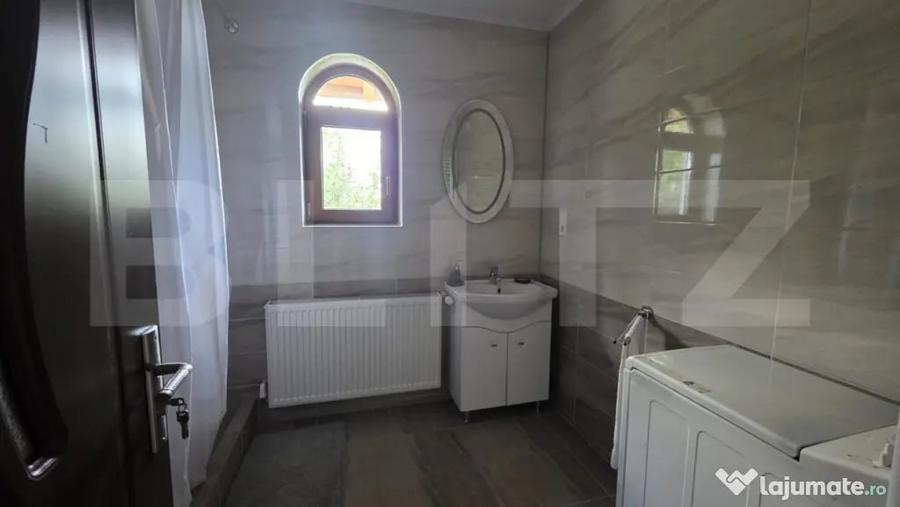 Casă cu 5 camere cu Teren 300 Mp în Grebenișu de Câmpie