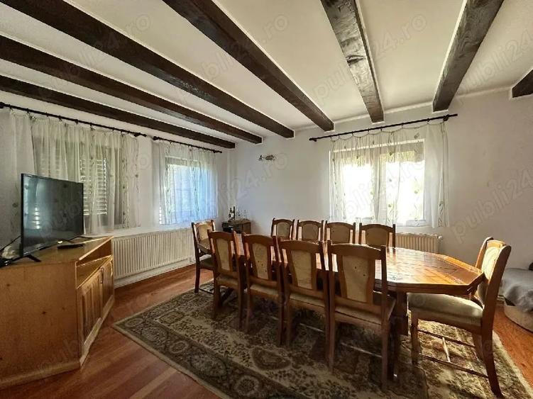 Casă cu 4 camere cu Teren 3400 Mp în Porumbacu de Sus