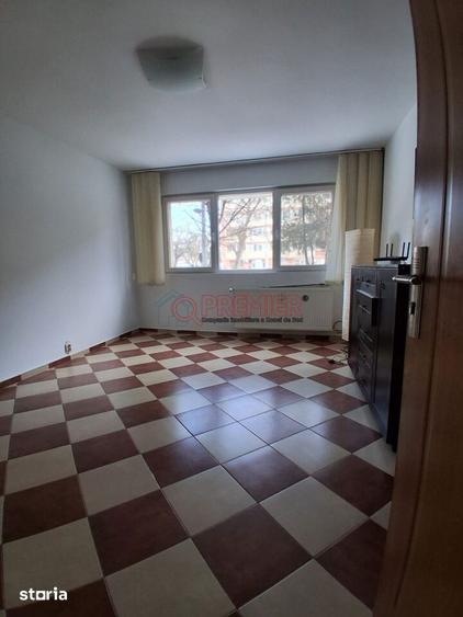 Cantemir - Garsoniera 30 mp - Ideal Spatiu Comercial - 14