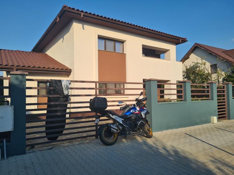 OMNIA-Proprietati alese! Casa ta. Asfalt,canalizare. Discount 15000 eur/15.12.25 - 31