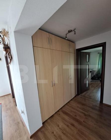 Casa 330 m2 teren 1210 m2 ideala pentru locuin? - 12