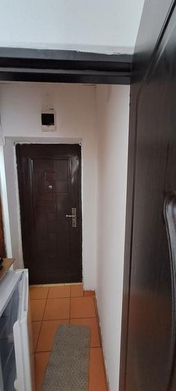 Garsoniera de inchiriat pe termen lung .l - 7