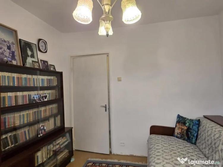 Apartament 4 camere, 83 mp, zona Vest - 2