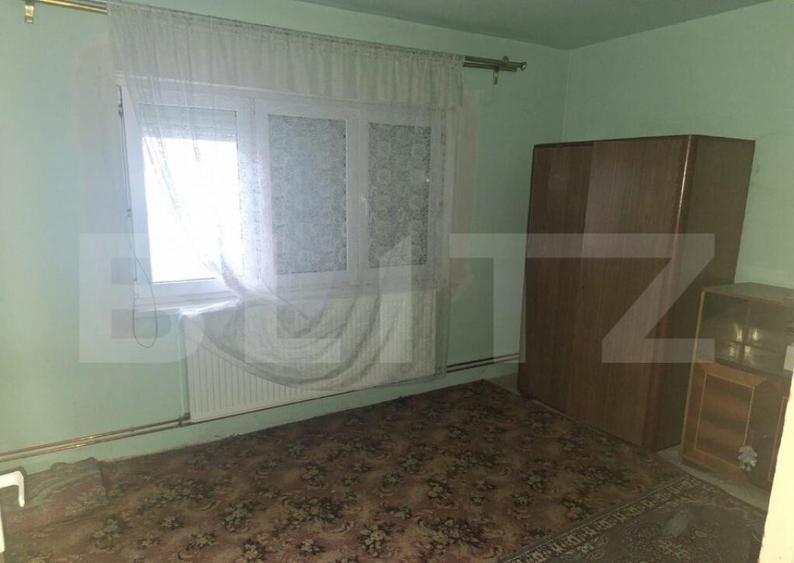 Apartament de vanzare cu 3 camere, 63mp, decomandat - zona - 2