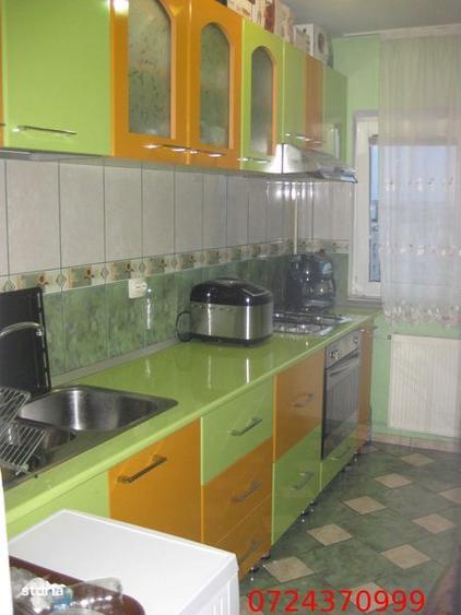 Particular, Brancoveanu, Bloc 1991, Metrou 5 mins - 3