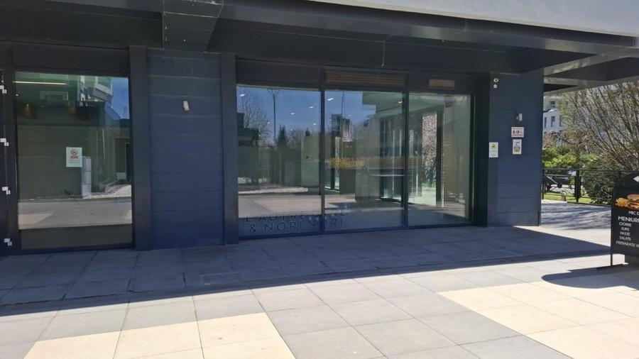 REC3001371 Spatiu de inchiriat I Vizibilitate maxima si pozitionare excelenta in - 1