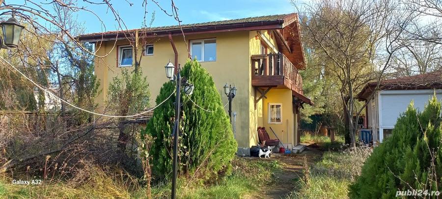 Casa la curte cu teren generos - 1