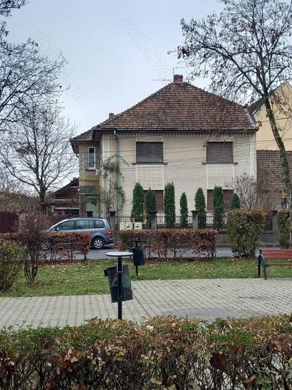 Apartamente 3 camere la casa - parter ?i etaj 1 - 1