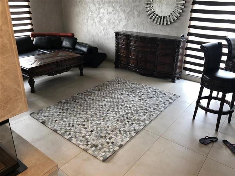 Vila de Lux cu Piscina, Finisaje Premium si Dotari High-End - 4