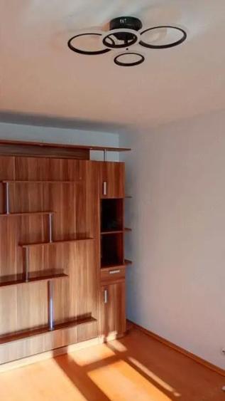 Petre Ispirescu-Mihail Ilie | 2 camere | et 7 | centrala proprie | 95.000 euro - 5