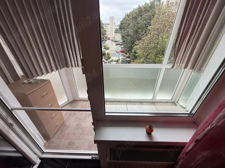 Apartament 2 Camere, etajul 2, zona Miorita piata - 1