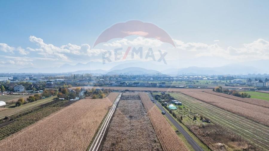 Teren Brasov -Strada Aron Pumnul, 520-1040 mp, 2 loturi - 3