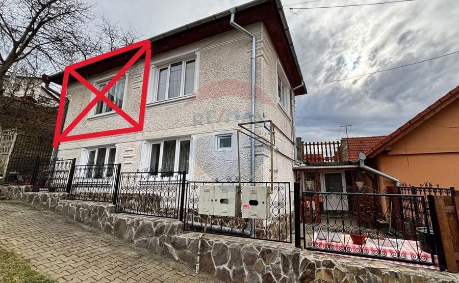 Vila tip duplex de vanzare Media?- pret de apartament - 1