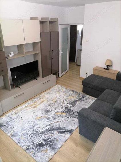 Ofer spre inchiriere garsoniera in Rm. Sarat - 2