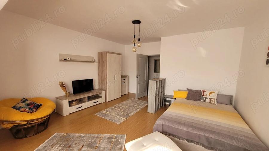 Inchiriez apartament cu o camera amplasat central - 9