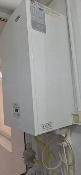 Vand apartament central, complet renovat cu centrala proprie - 7