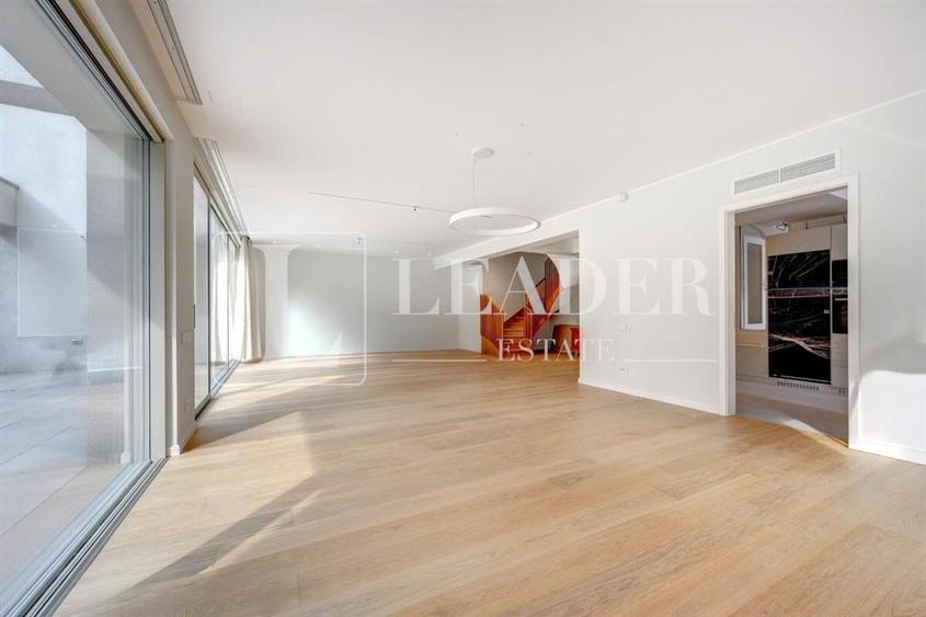 A Unique Blend of Comfort and Elegance - 10