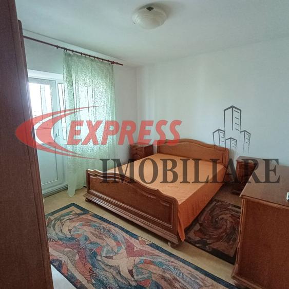 Unirii, Decebal, Rond Alba Iulia - 1