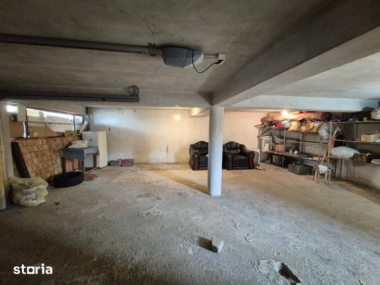 Casă cu 4 camere cu Teren 404 Mp în Central