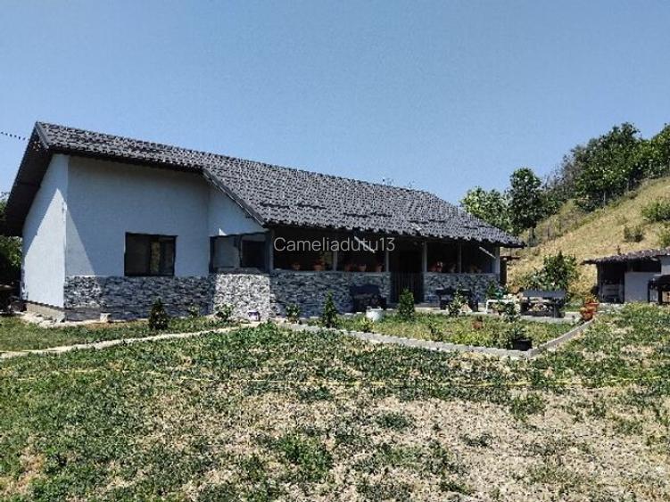 Vand casa din anul 2024 Vand casa din anul 2024