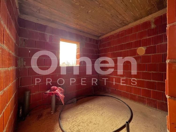 Casa P+M la rosu | 204 mp | 5 ari teren | compartimentare excelenta | Satulung. - 4