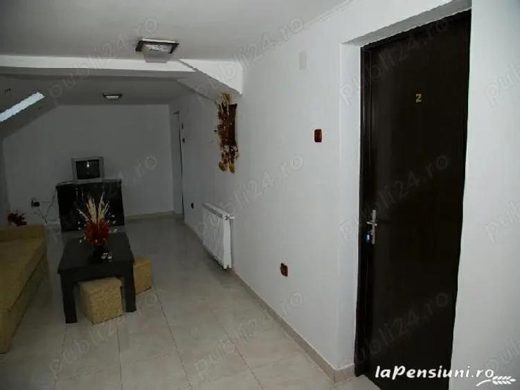De vanzare casa pensiune - 7