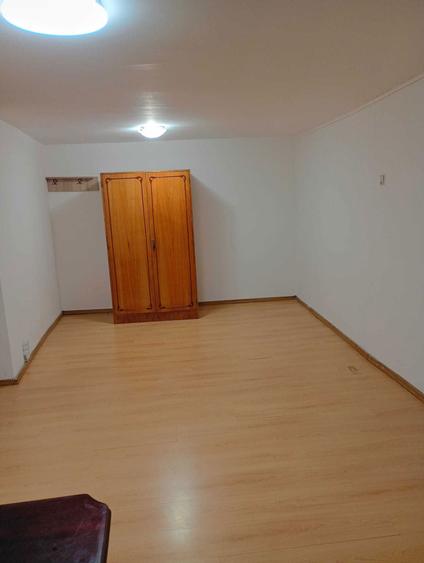 Inchiriez garsoniera - 3