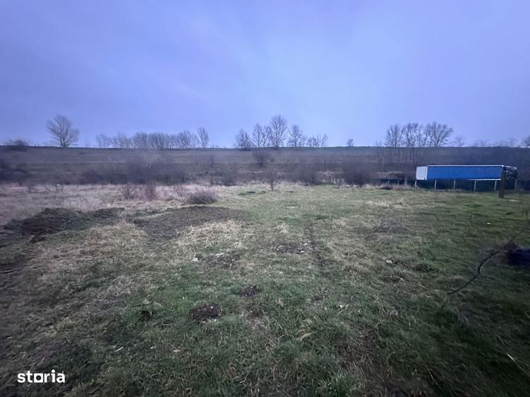 Teren intravilan industrial, zona Calea Borsului - 2141 mp - 2