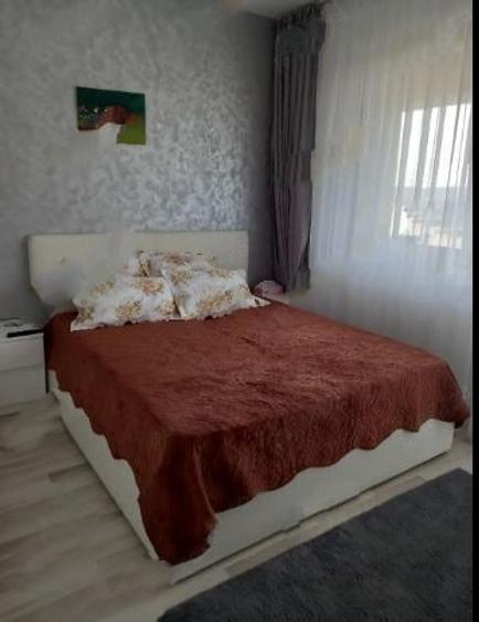 Apartament cu 2 camere circular, mobilat în Apărătorii Patriei