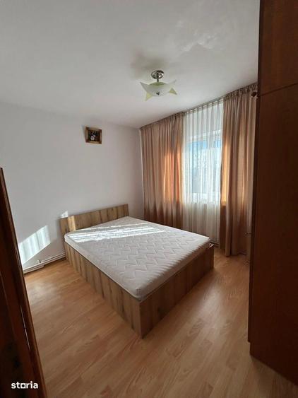 De inchiriat apartament cu 3 camere, etajul 3 , mobilat si utilat 250e - 2