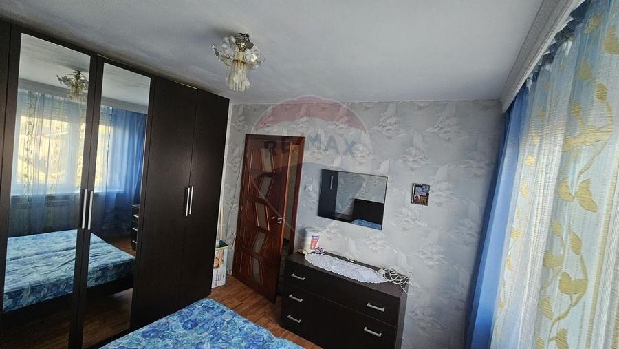 Apartament 3 camere de vânzare – Zona 1 Decembrie, Piatra Neamț - 11