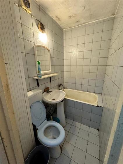 2 camere, zona sud, etaj 3/4, izolat, termopan (necesita renovare) - 10