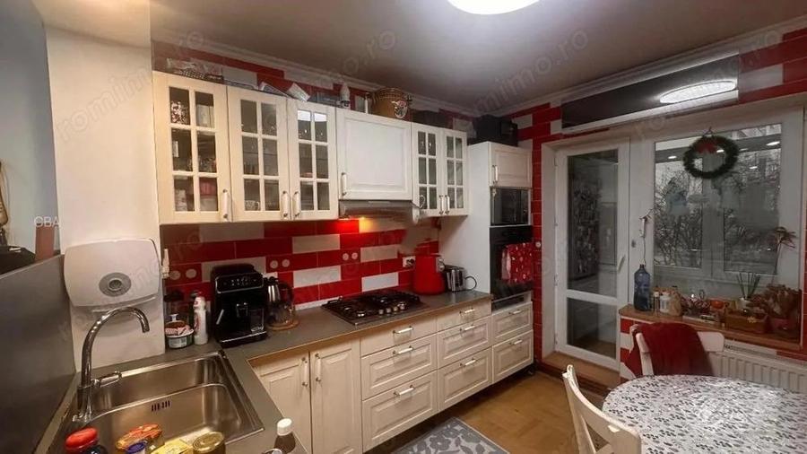 Apartament 3 camere zona Kaufland Dristor - Mihai Bravu - 1