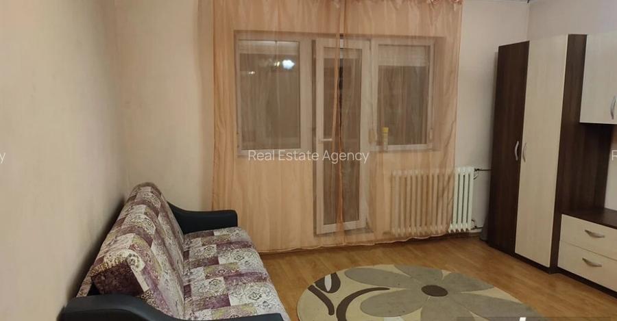 2 camere in zona Lipovei