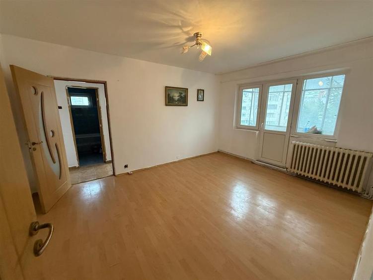 Apartament cu 2 camere - Canta - 1