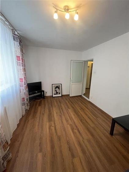 Garsoniera zona TEI - 3