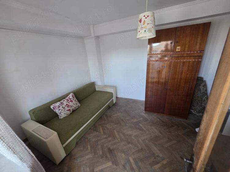 Apartament cu 3 camere decomandat în Exercițiu