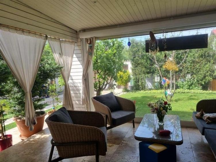 Vanzare vila 5 camere Bazilescu - 1