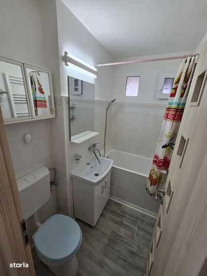 Vand garsoniera decomandata langa piata astra - 4