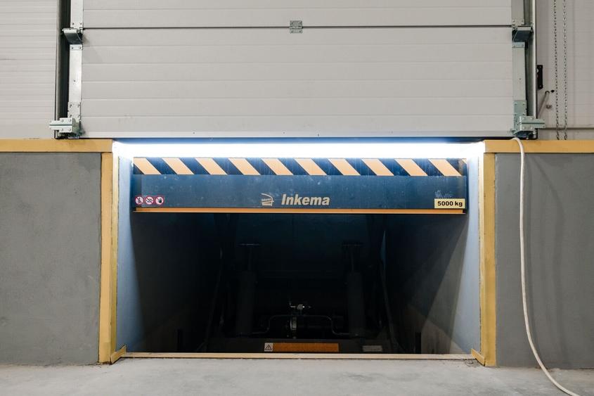 VANZARE HALA INDUSTRIALA / TERMINAL OTOPENI - 5