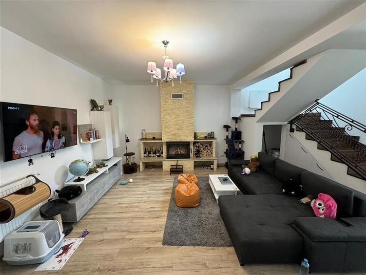 Vila P+1 de vanzare in Livada constructie caramida an 2020 - 6