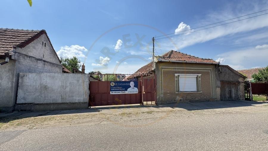 Casa 2 camere, Teren 586 mp Str. N. Grigorescu - Carei - Comision 0% cumparator