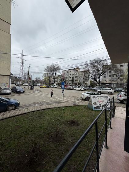 Salon barber shop de inchiriat amenajat si mobilat cu 2 posturi - 2